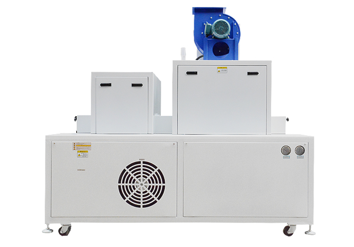 OCA光學(xué)膠 UV機.jpg