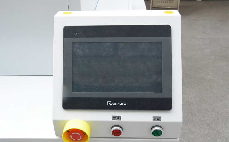 OCA光學(xué)膠 UV機.jpg